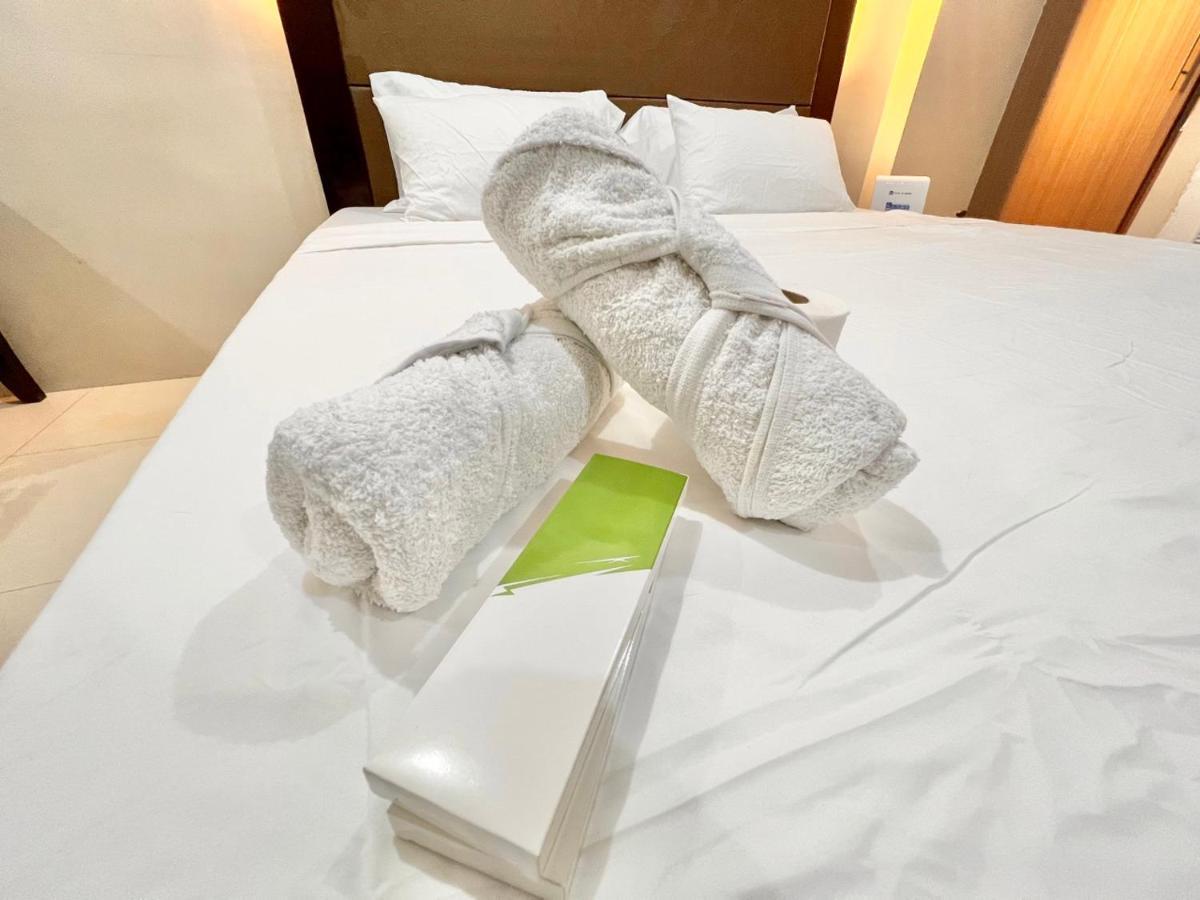 Newport Hotel Near Naia Manila Airport Terminal Pasay Exteriör bild