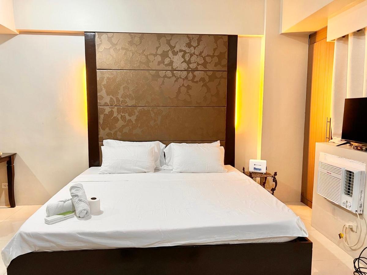 Newport Hotel Near Naia Manila Airport Terminal Pasay Exteriör bild