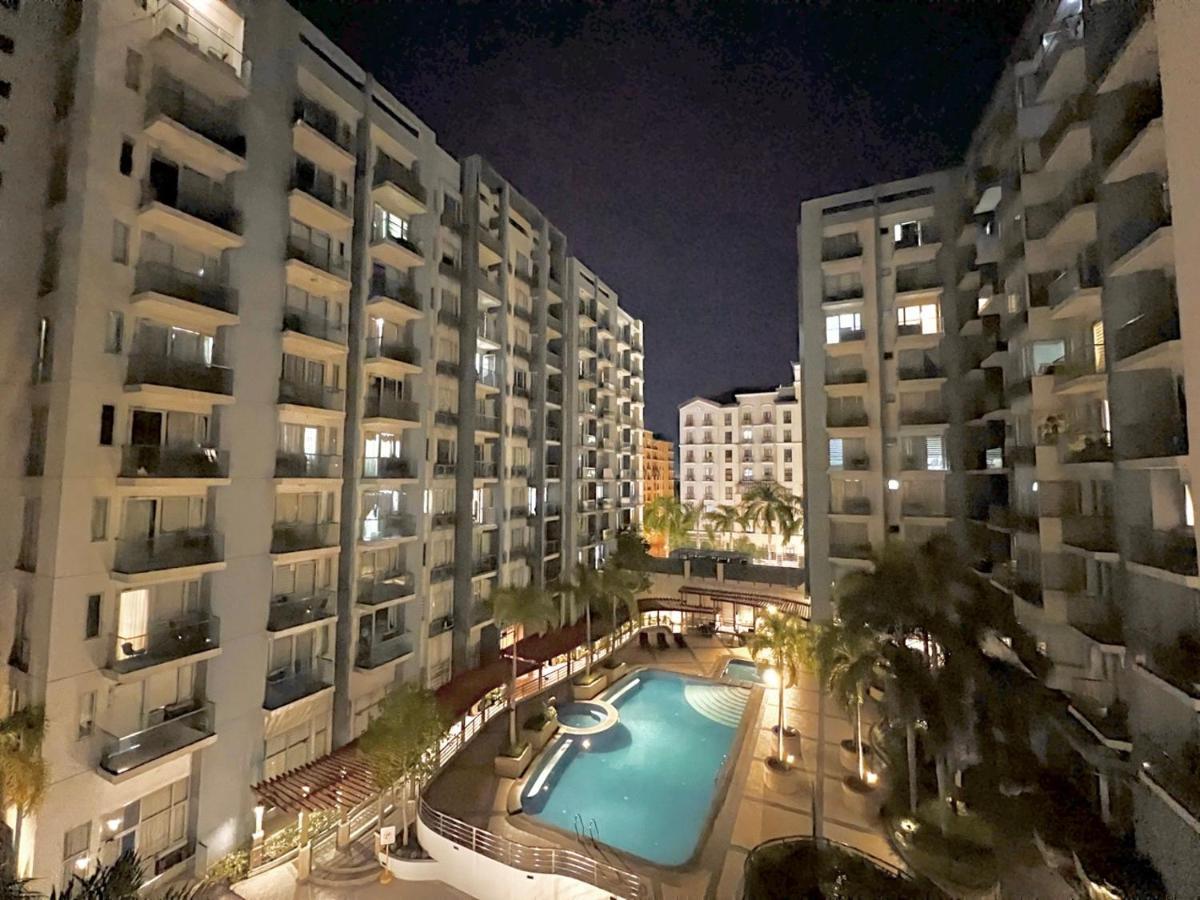 Newport Hotel Near Naia Manila Airport Terminal Pasay Exteriör bild